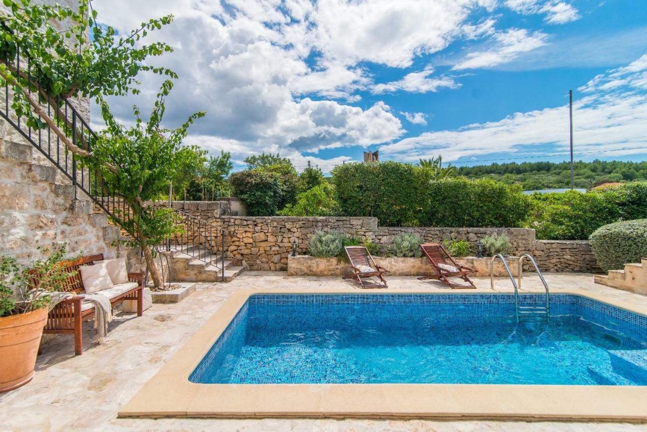 Villa Maruka Supetar Exterior foto
