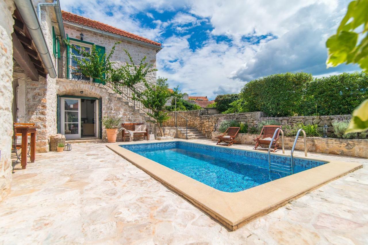 Villa Maruka Supetar Exterior foto